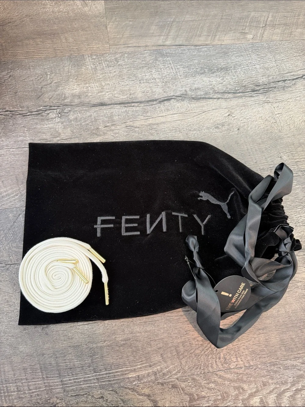 Puma FENTY 3 Creeper Phatty Black Corduroy Platform Sneaker w/Extra Cream Laces
